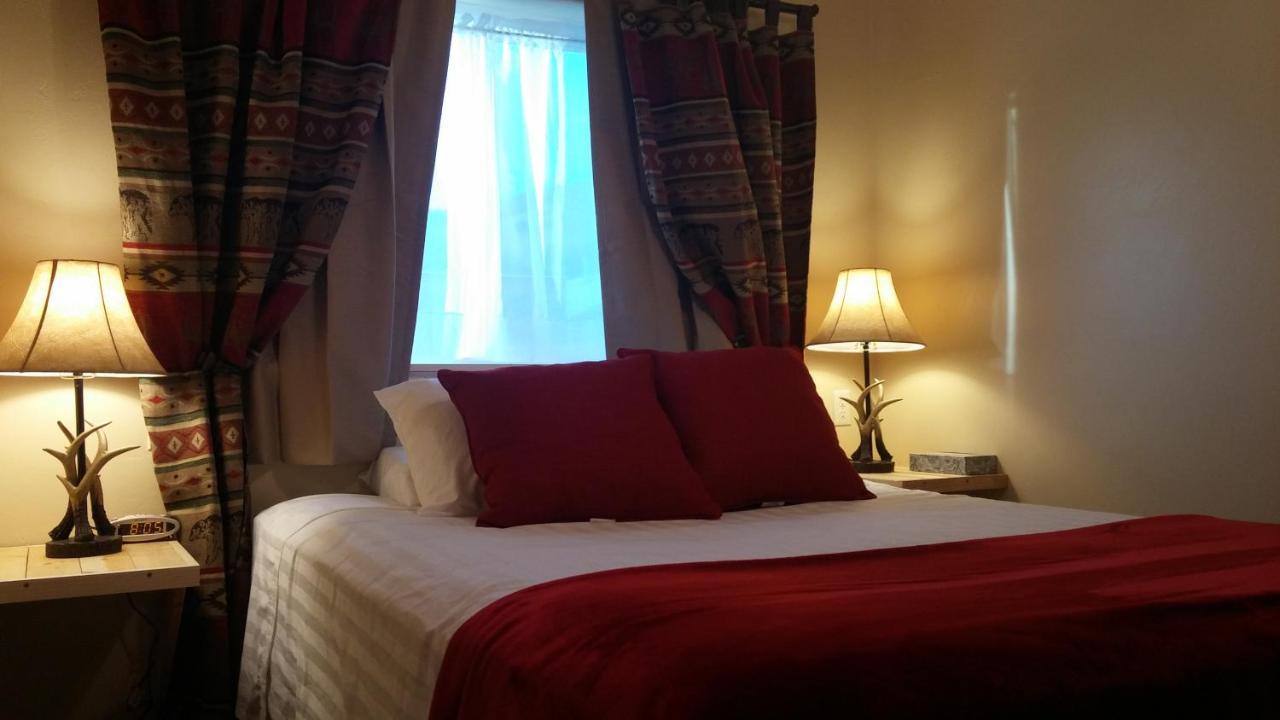 Alpaca Inn, The لافا هوت سبرينغس المظهر الخارجي الصورة