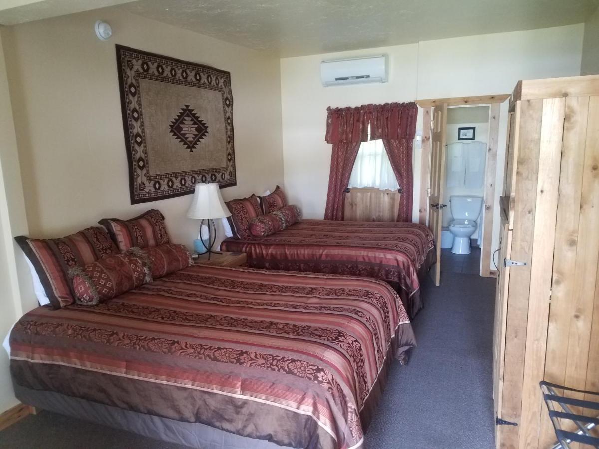 Alpaca Inn, The لافا هوت سبرينغس المظهر الخارجي الصورة